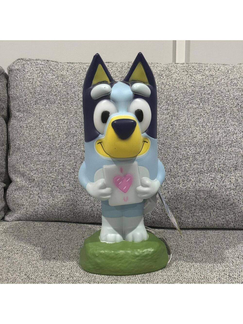 Bluey Figurine with Heart Card - Cute Collectible